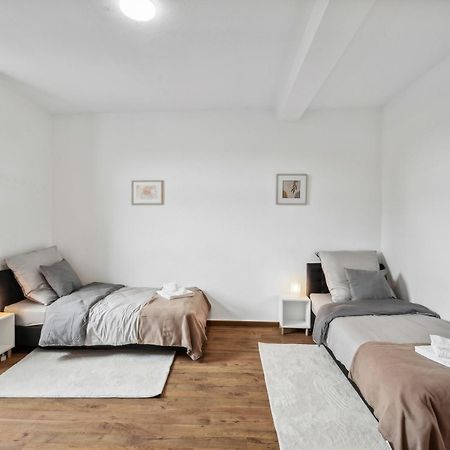 Wupper Home Ii, Top Lage Ideal Fuer Geschaeftsleute, Monteure, Familien, 3 Zimmer, Flachbild-Tv Wuppertal Exterior foto